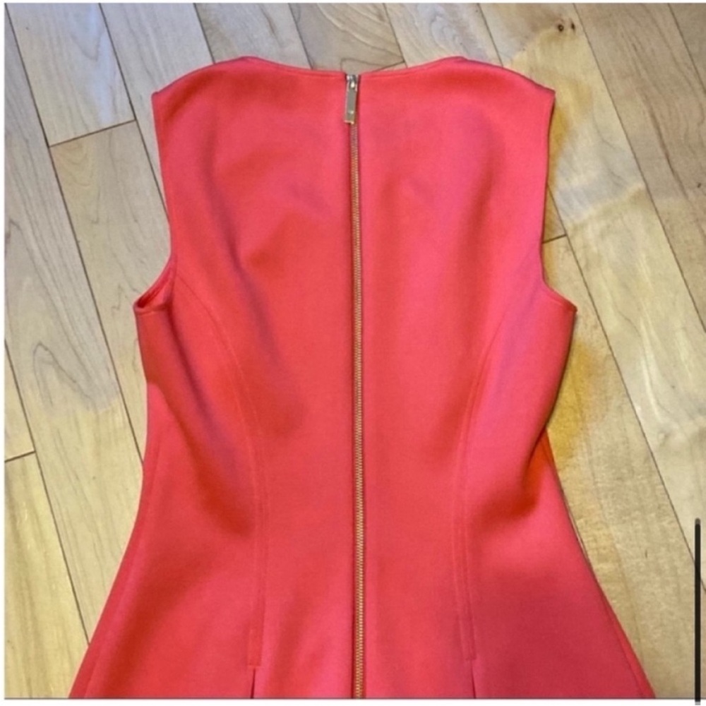 Ted Baker Coral sleeveless skater style dress exposed back gold zipper size 8-10 - Picture 10 of 13